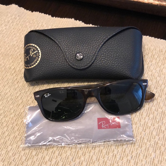 Ray-Ban Accessories - Ray-Ban  New Wayfarer Sunglasses